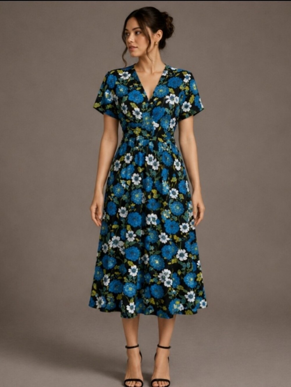 Lost + Wander Blue and White Floral Midi Dress Xs